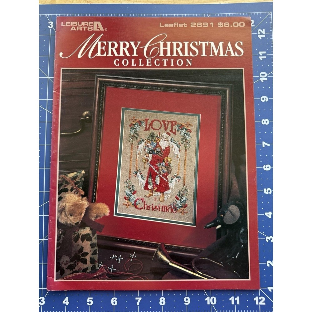 Merry Christmas Collection 1995 Leisure Arts 2691 Cross Stitch Pattern Booklet